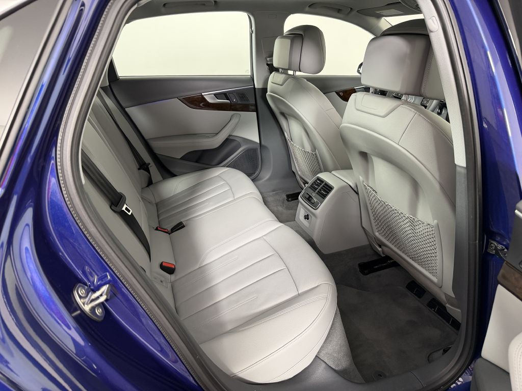 2018 Audi A4 Image 23