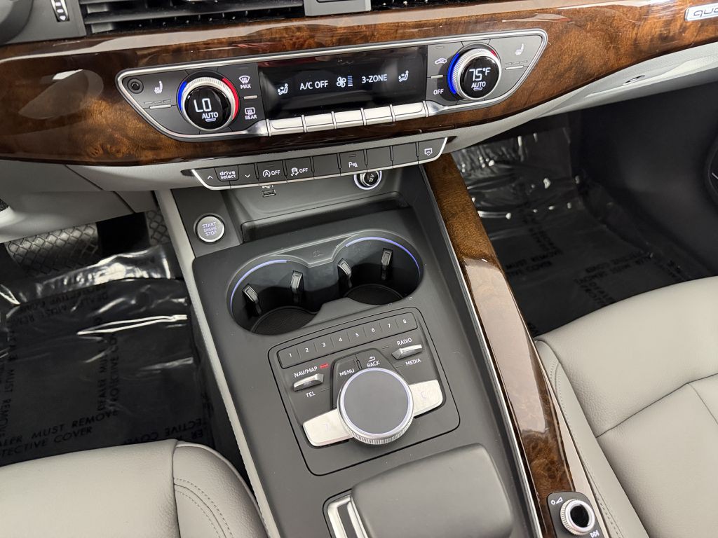 2018 Audi A4 Image 31