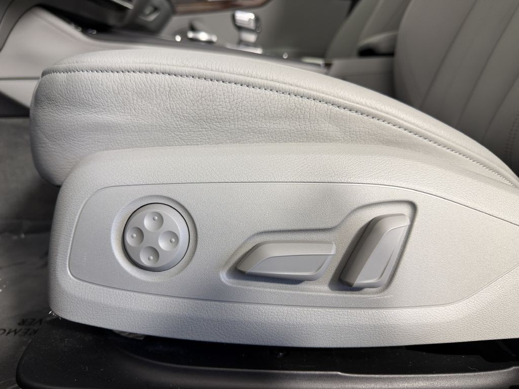 2018 Audi A4 Image 37