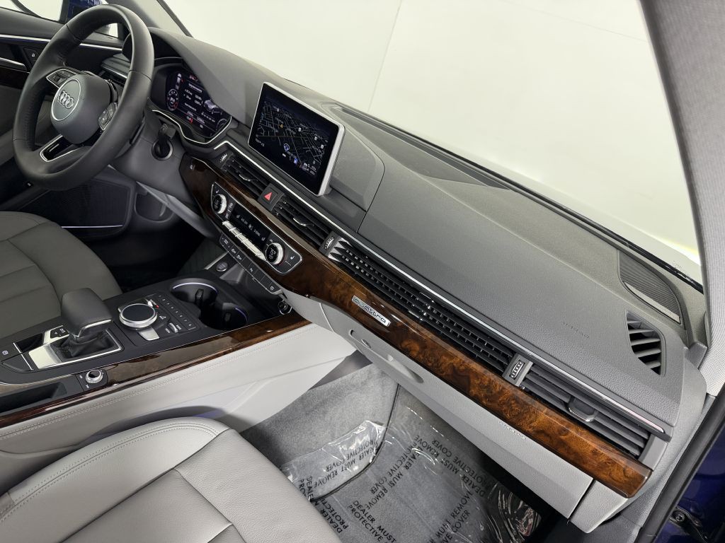 2018 Audi A4 Image 46