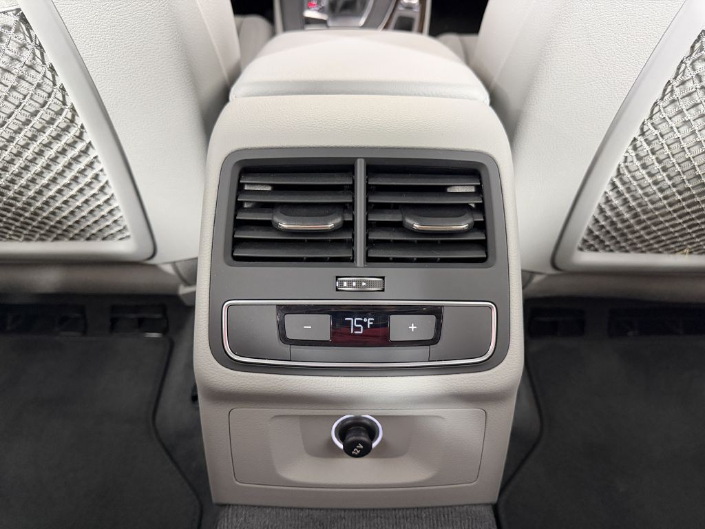 2018 Audi A4 Image 48