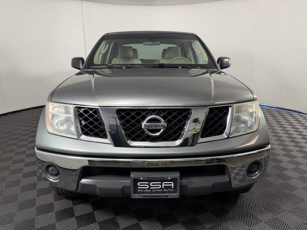 2005 Nissan Frontier Image 2