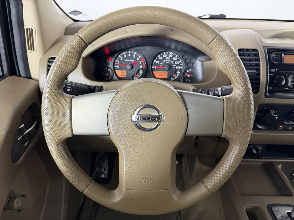 2005 Nissan Frontier Image 24
