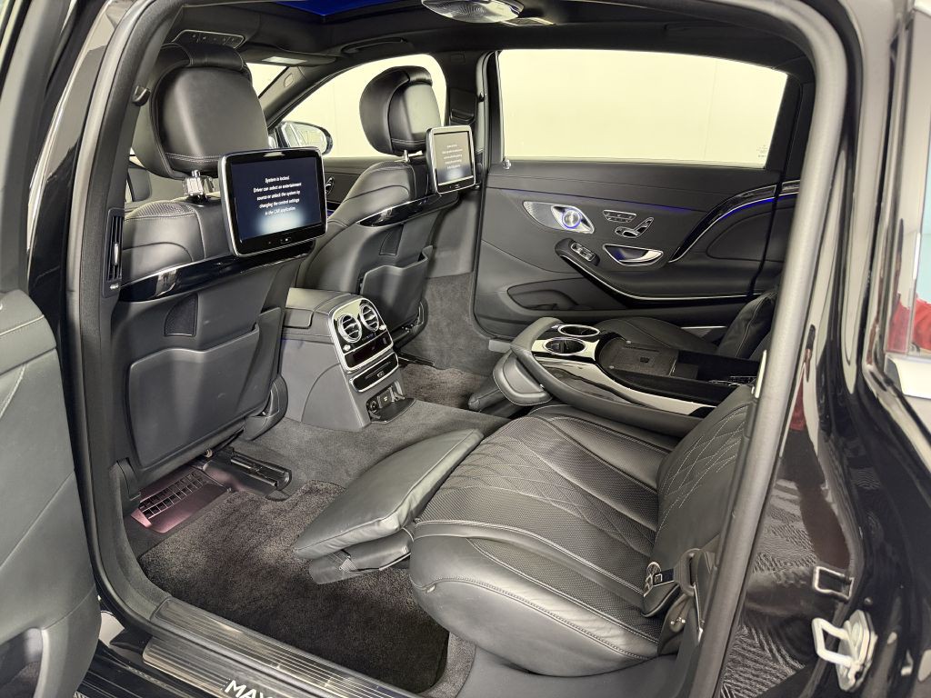 2017 Mercedes-Benz S-Class Image 21