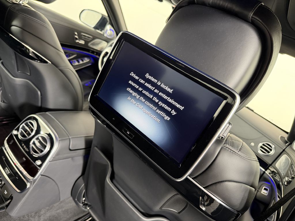 2017 Mercedes-Benz S-Class Image 26