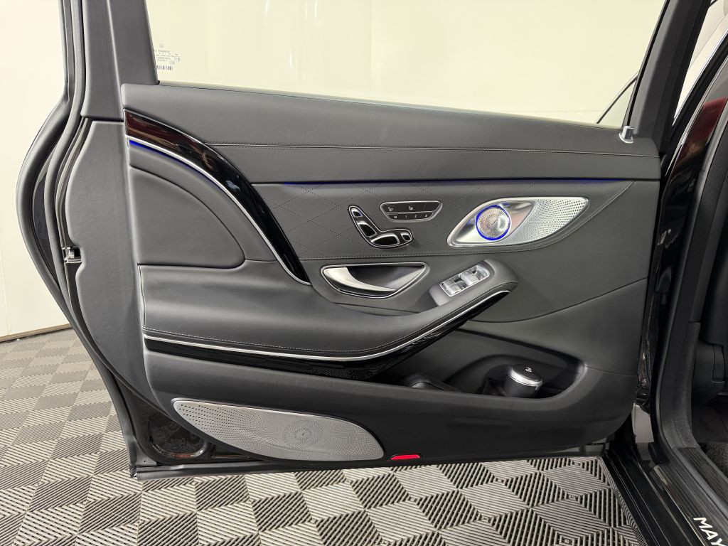 2017 Mercedes-Benz S-Class Image 46