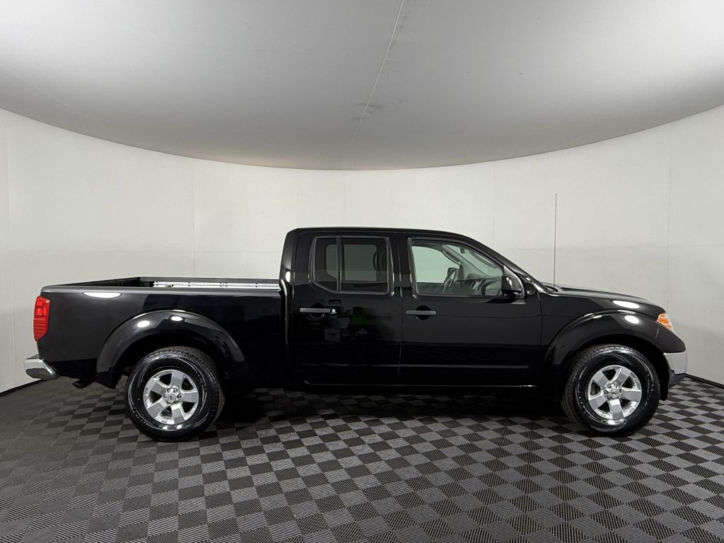 2010 Nissan Frontier Image 4