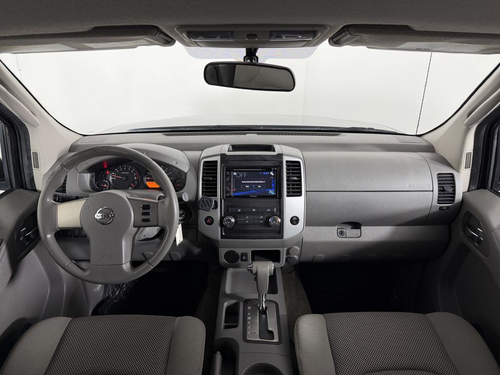 2010 Nissan Frontier Image 15
