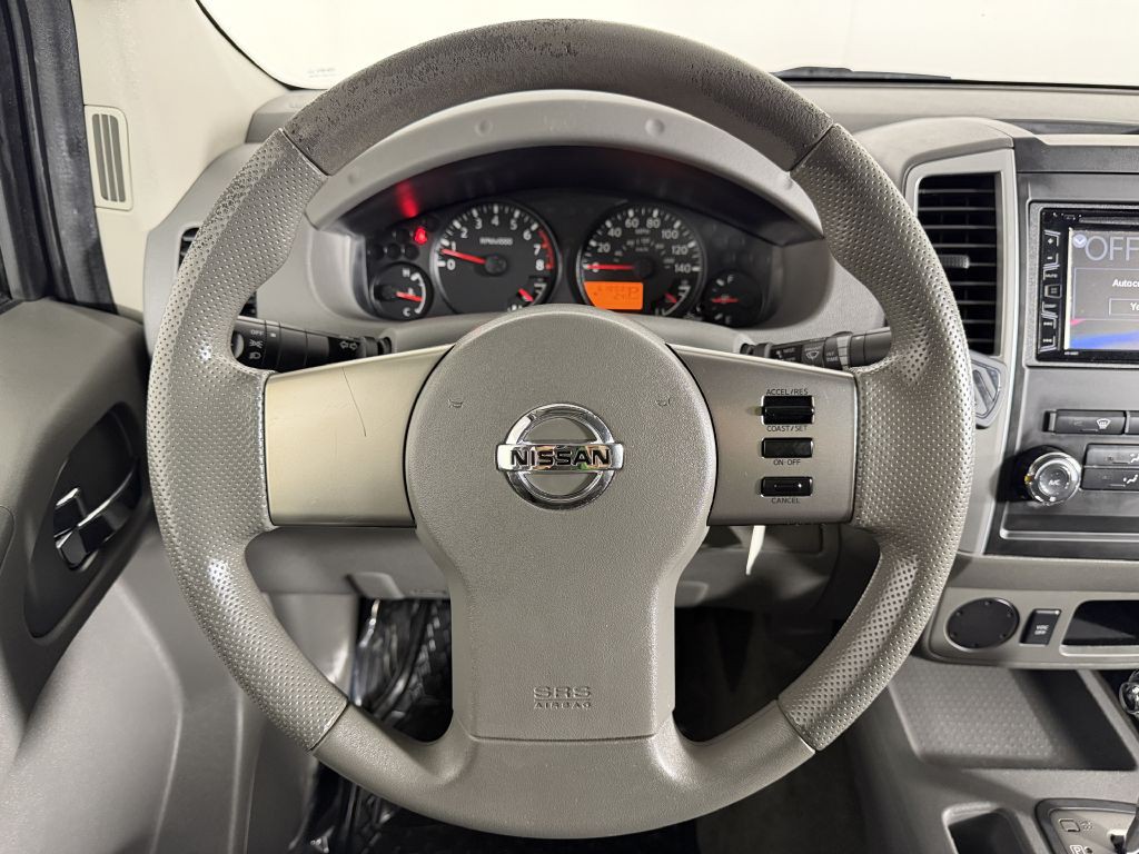 2010 Nissan Frontier Image 23