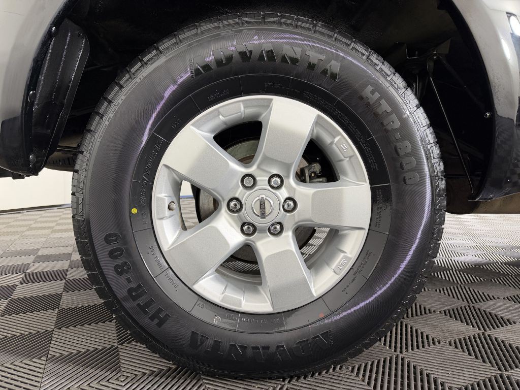 2010 Nissan Frontier Image 47