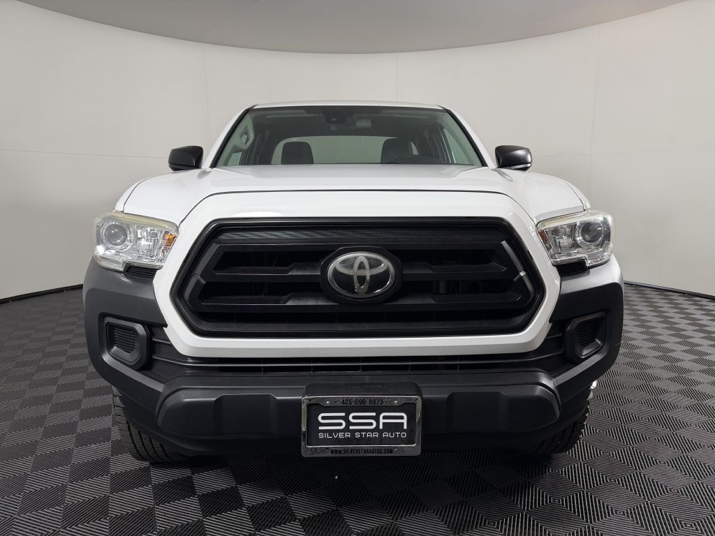 2020 Toyota Tacoma Image 2