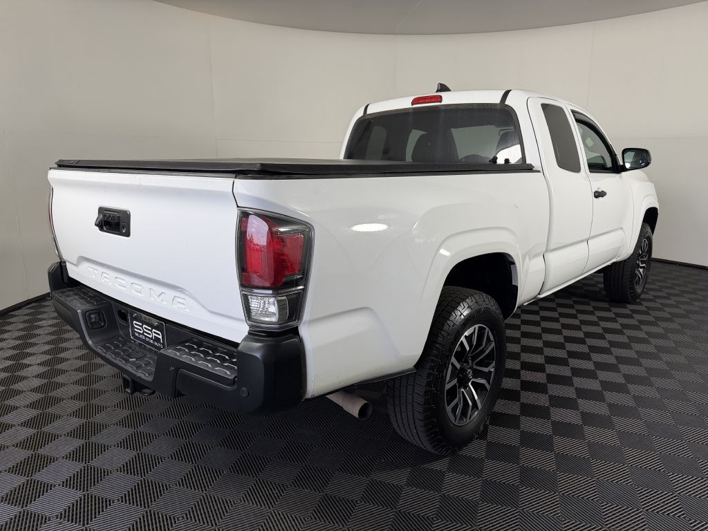 2020 Toyota Tacoma Image 5