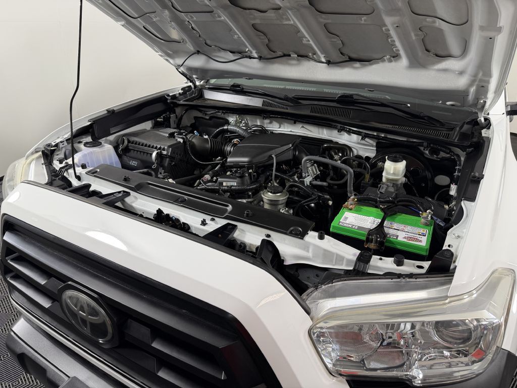 2020 Toyota Tacoma Image 12