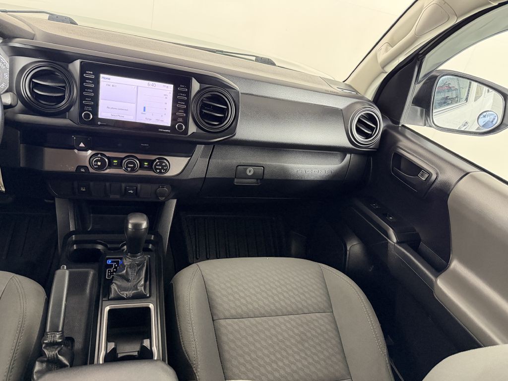 2020 Toyota Tacoma Image 14