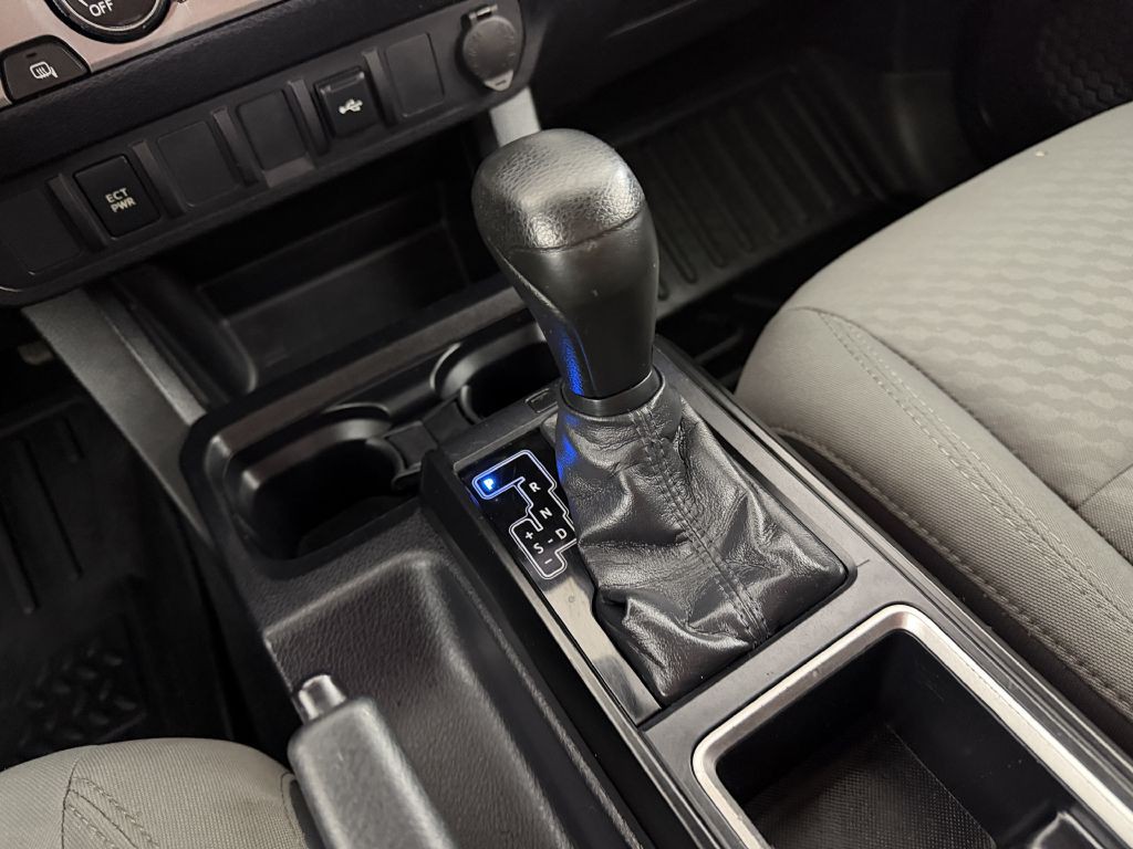 2020 Toyota Tacoma Image 23