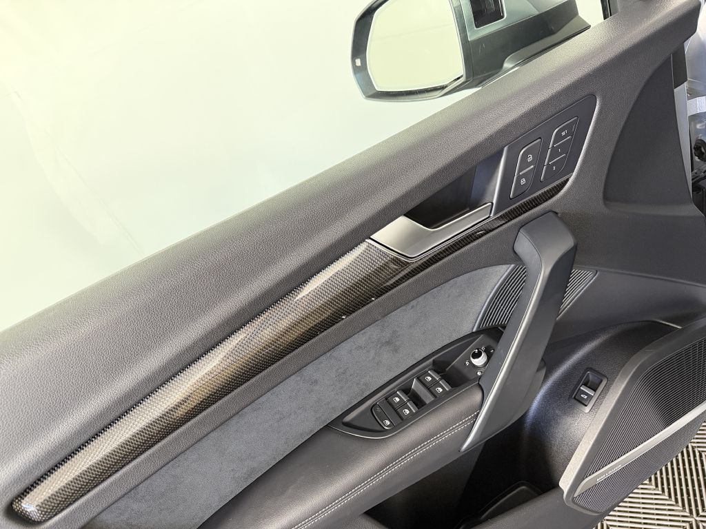 2018 Audi Q5 Image 38