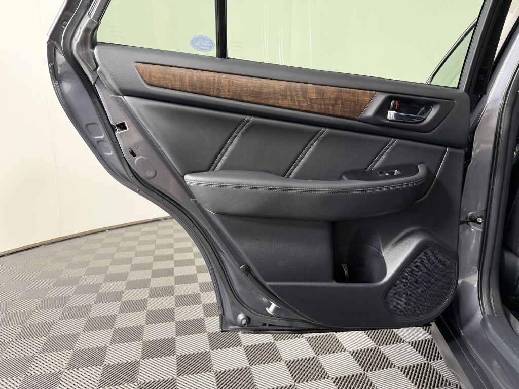 2018 Subaru Outback Image 43