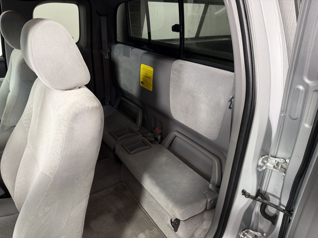 2007 Toyota Tacoma Image 18