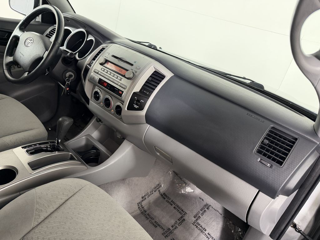 2007 Toyota Tacoma Image 21