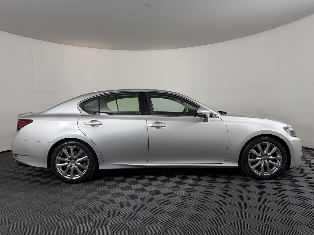 2015 Lexus GS Image 4