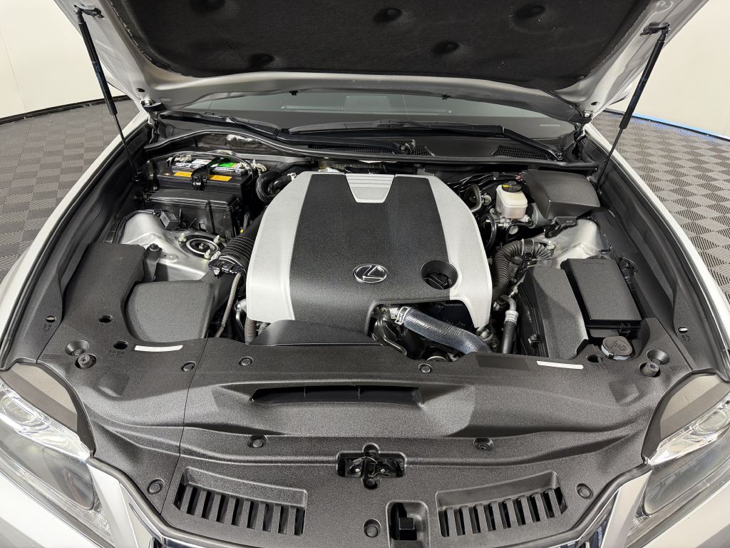 2015 Lexus GS Image 15