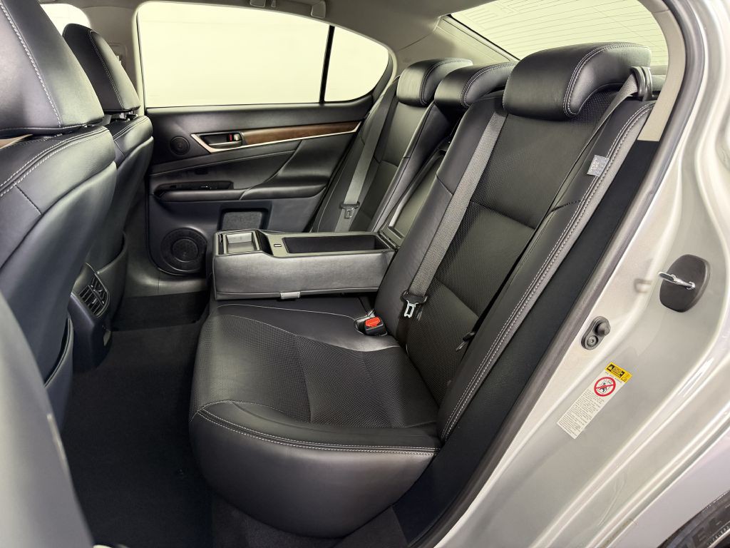 2015 Lexus GS Image 29