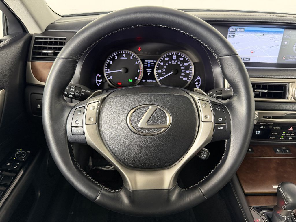 2015 Lexus GS Image 36