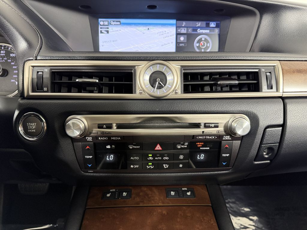 2015 Lexus GS Image 42