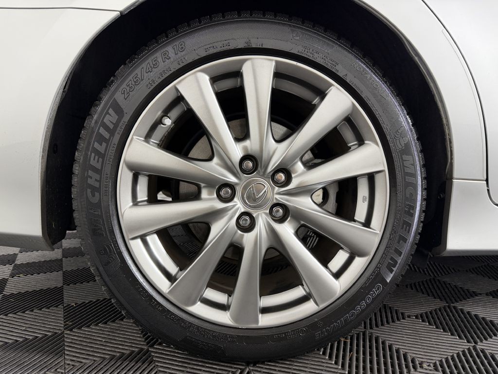 2015 Lexus GS Image 50
