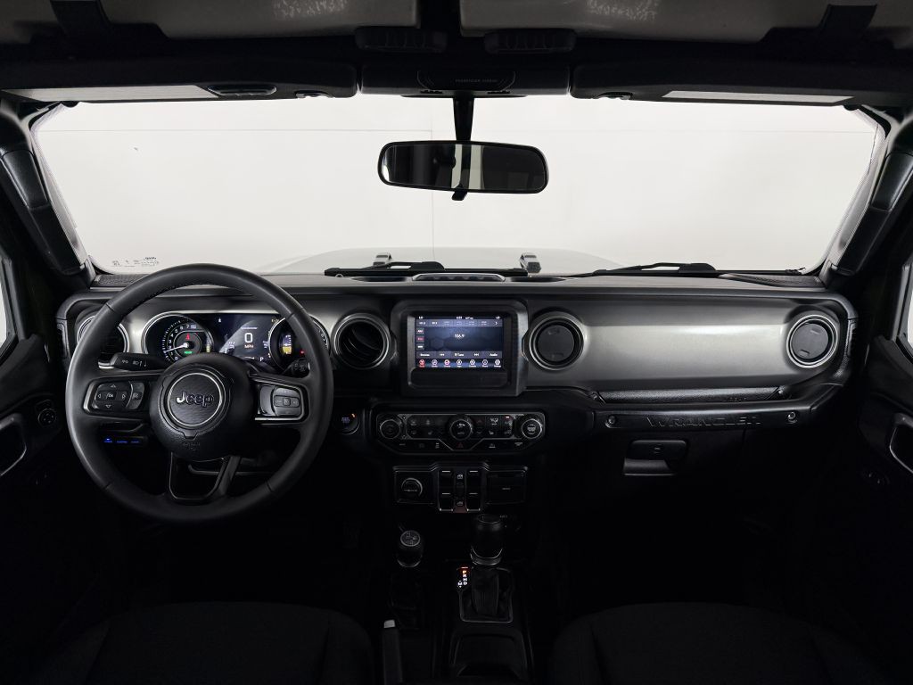 2023 Jeep Wrangler Image 24