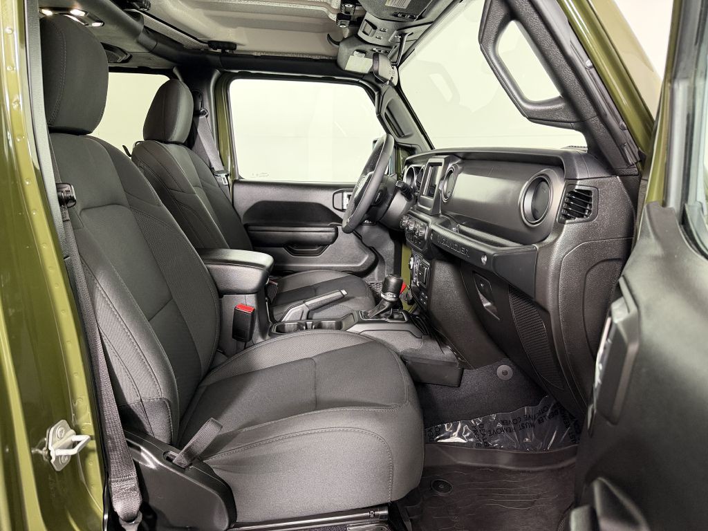 2023 Jeep Wrangler Image 37
