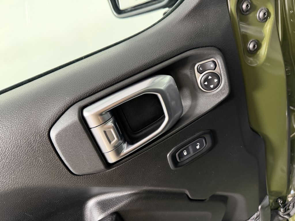 2023 Jeep Wrangler Image 41