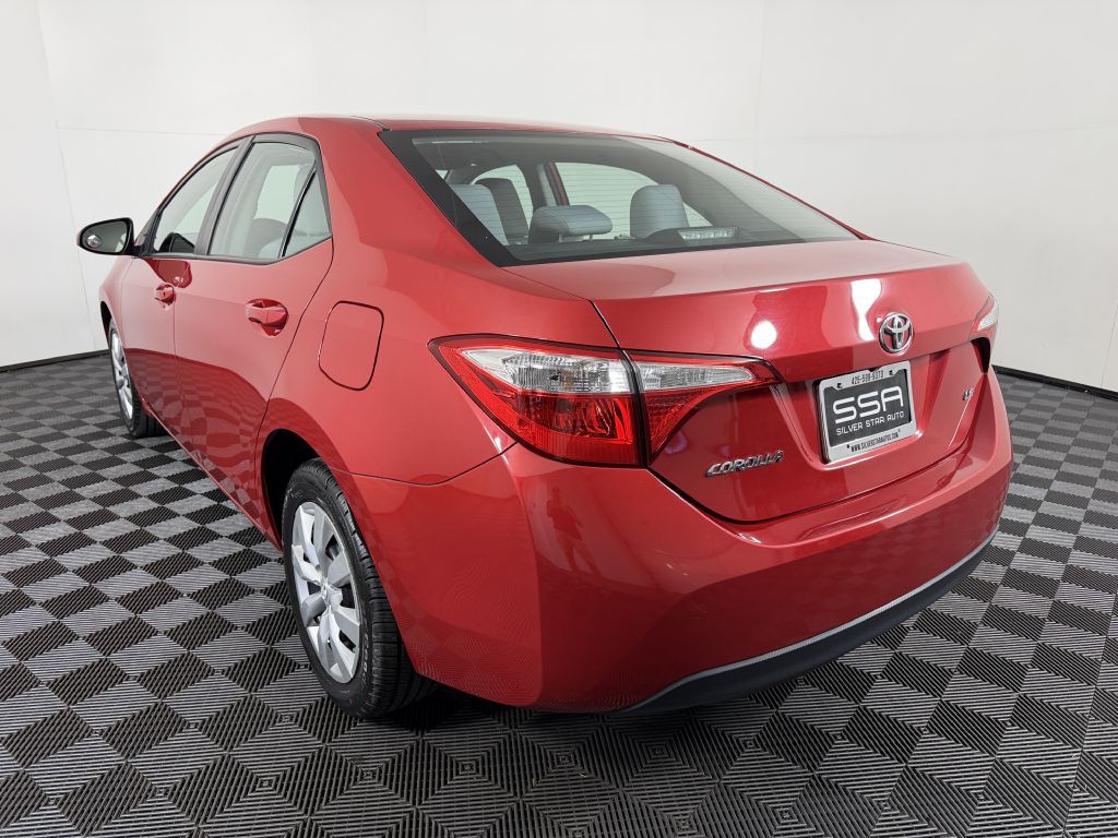 2015 Toyota Corolla Image 10