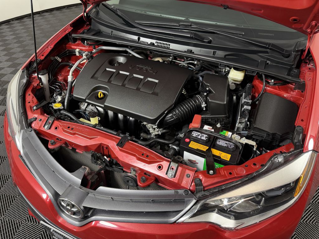 2015 Toyota Corolla Image 15