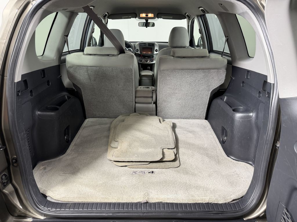 2010 Toyota Rav4 Image 9