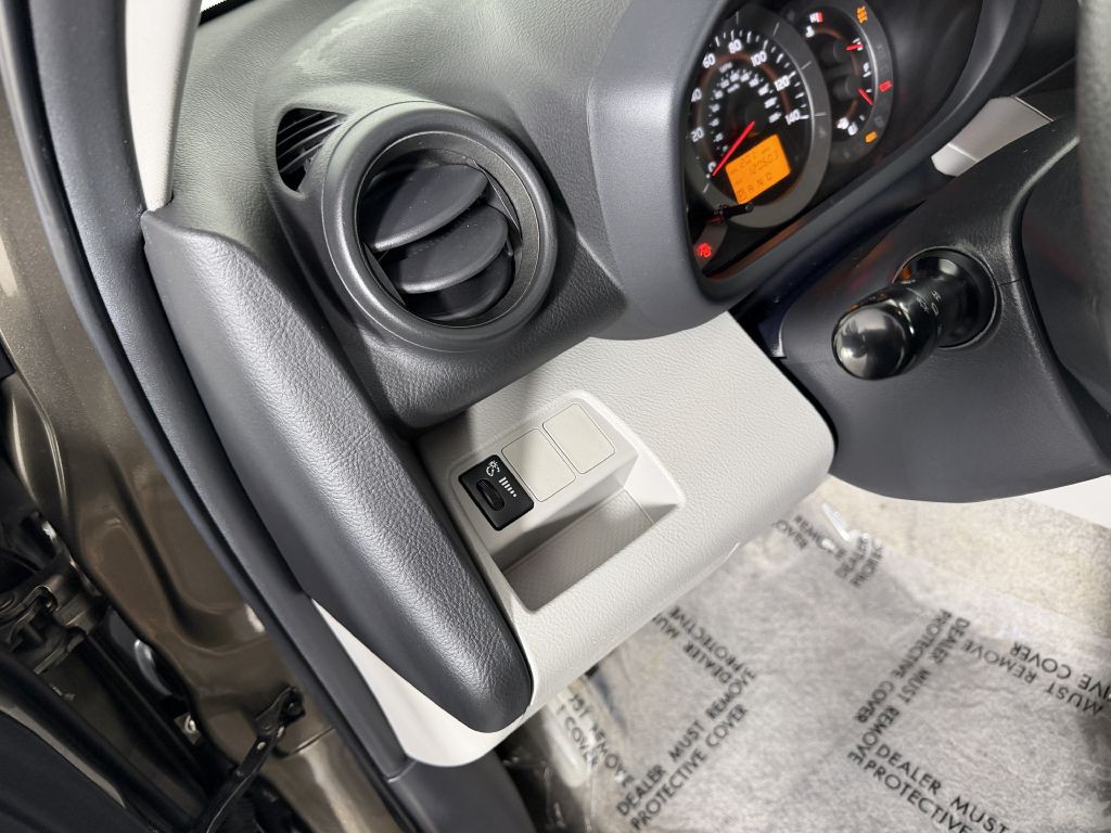 2010 Toyota Rav4 Image 25