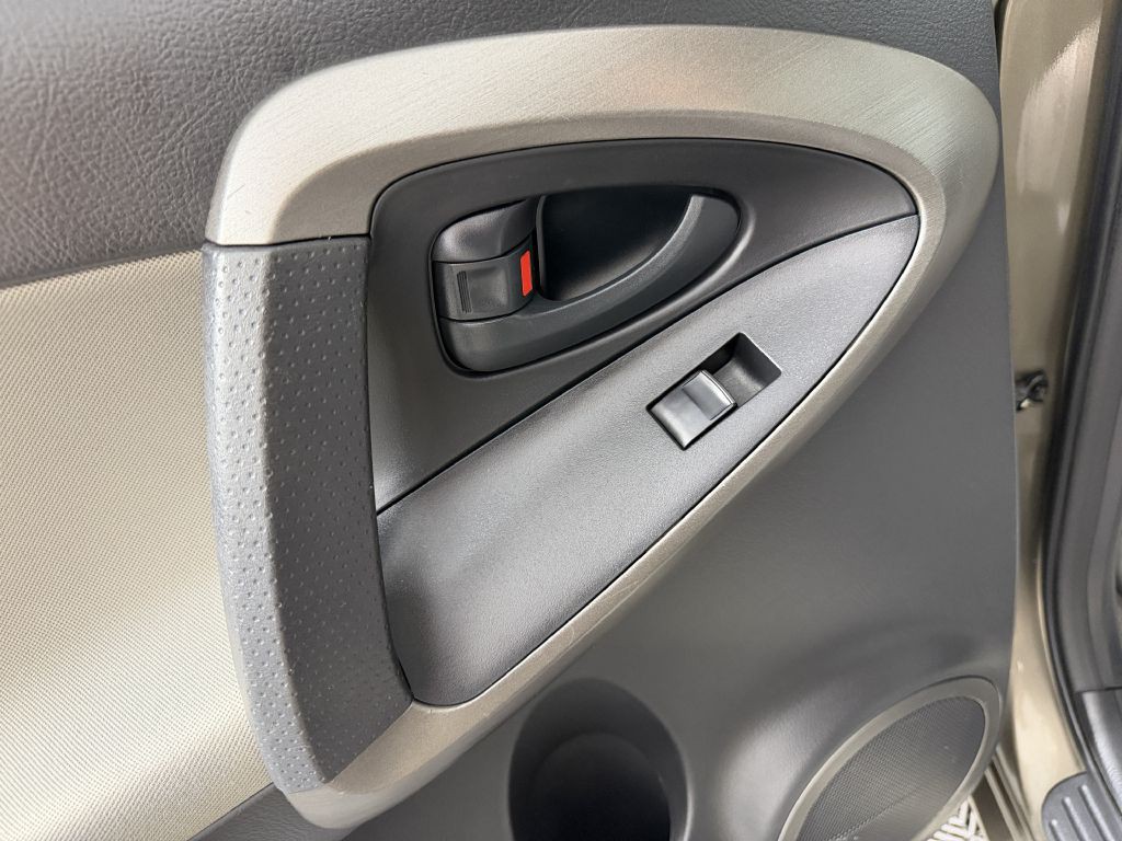 2010 Toyota Rav4 Image 28
