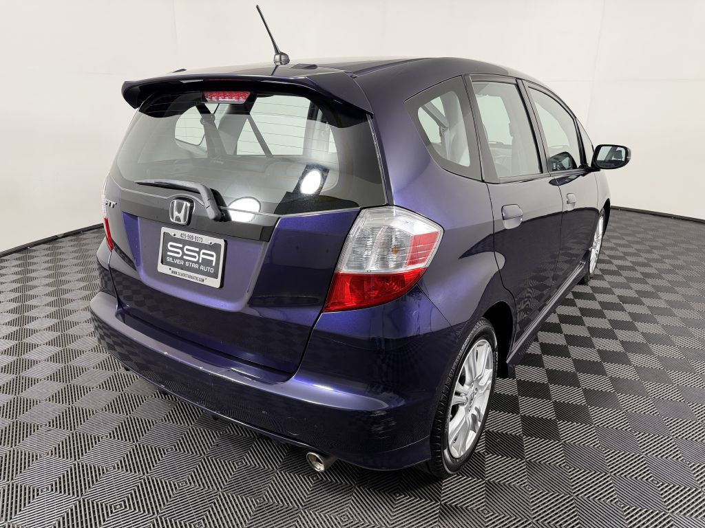 2010 Honda Fit Image 6