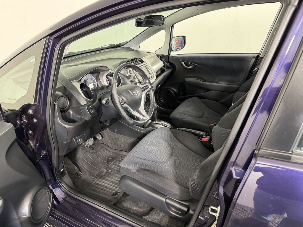 2010 Honda Fit Image 12