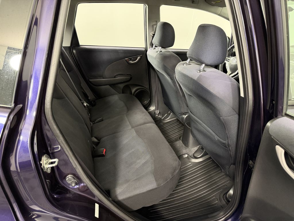 2010 Honda Fit Image 20
