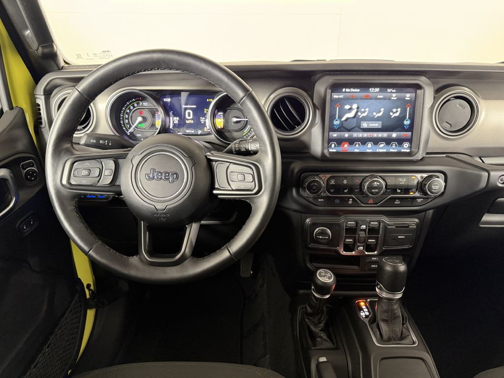 2023 Jeep Wrangler Image 32