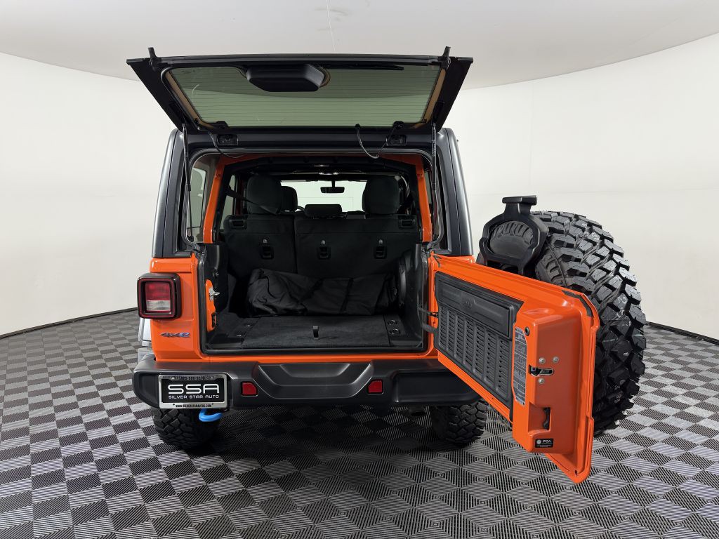 2023 Jeep Wrangler Image 9