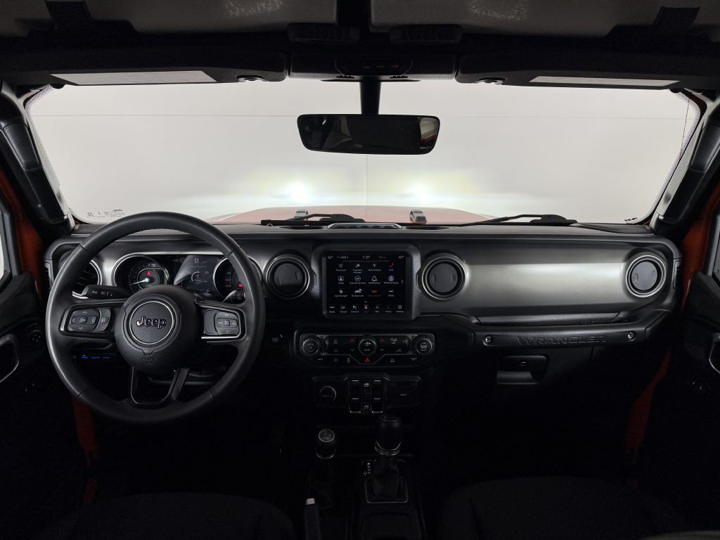 2023 Jeep Wrangler Image 18