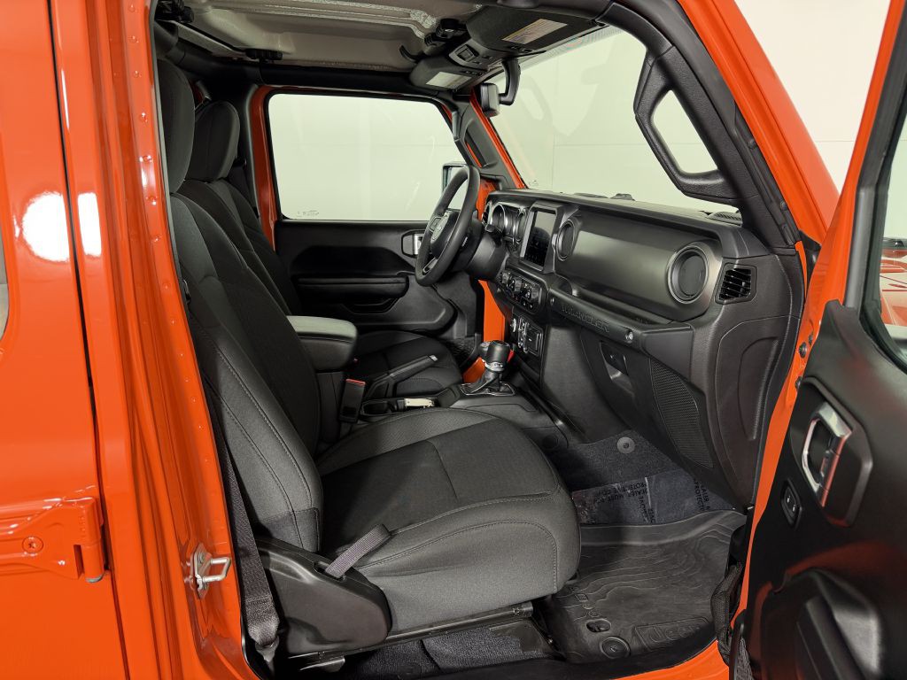 2023 Jeep Wrangler Image 22
