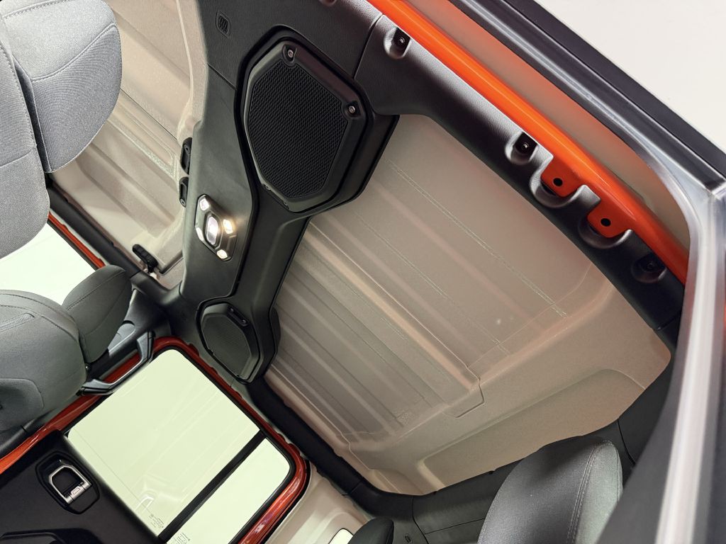2023 Jeep Wrangler Image 45