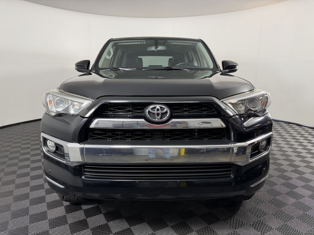 2017 Toyota 4Runner Image 2