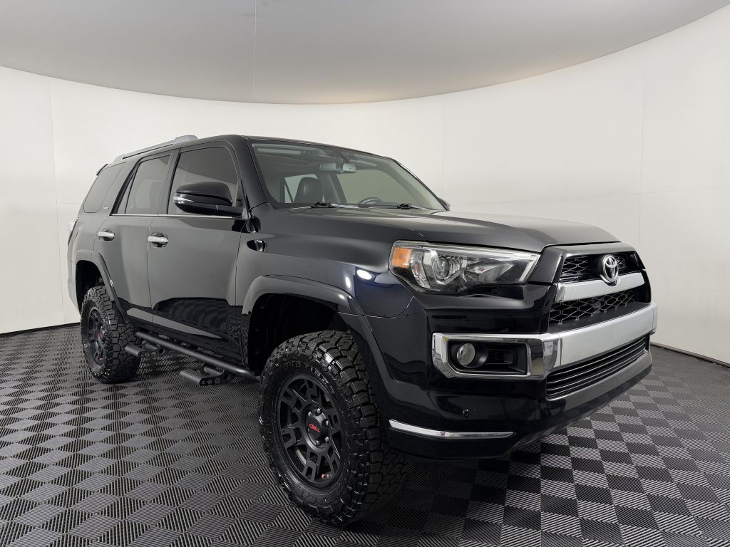2017 Toyota 4Runner Image 3