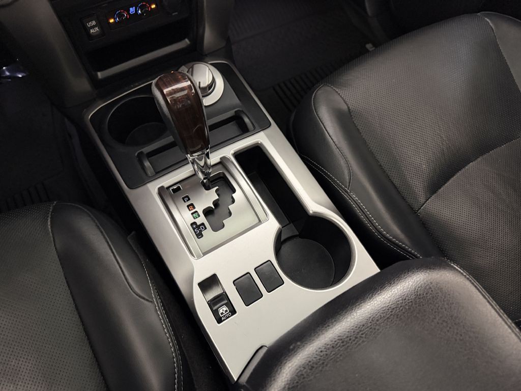 2017 Toyota 4Runner Image 33