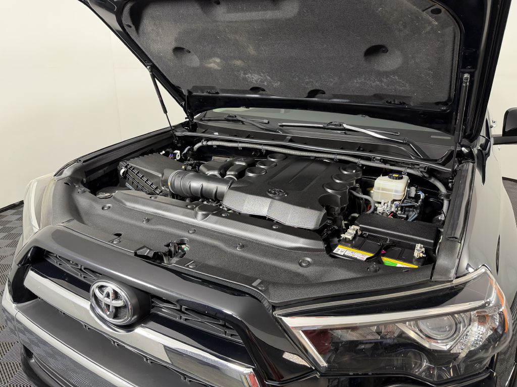 2017 Toyota 4Runner Image 39