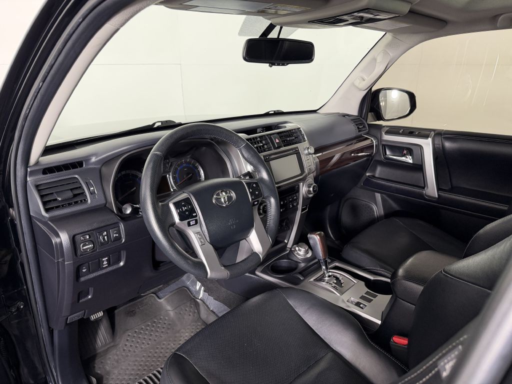2017 Toyota 4Runner Image 19